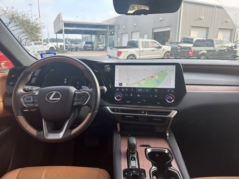 Used 2023 Lexus RX 350 Premium Plus image 13