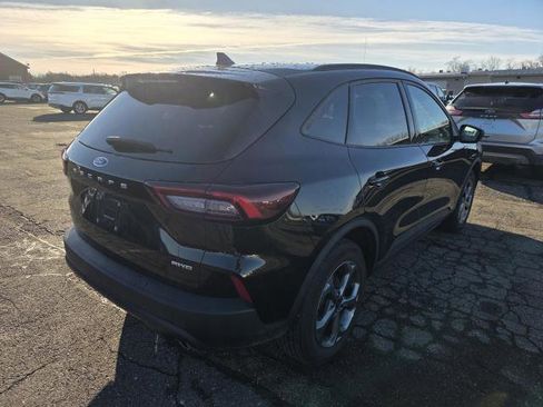 Certified 2025 Ford Escape ST-Line image 3