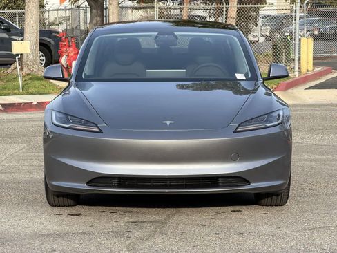 Used 2025 Tesla Model 3 Long Range image 2