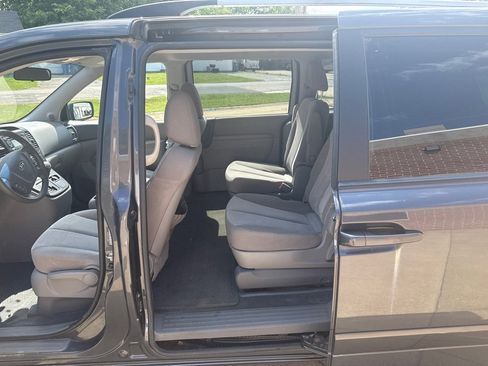 Used 2012 Kia Sedona LX FWD image 12