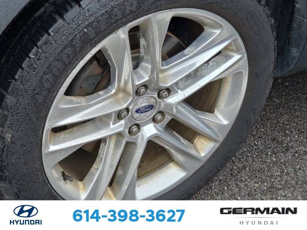 Used 2016 Ford Explorer Limited w/ Equipment Group 301A AWD/4WD image 12