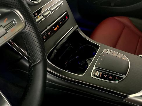 Certified 2022 Mercedes-Benz GLC 300 4MATIC image 17