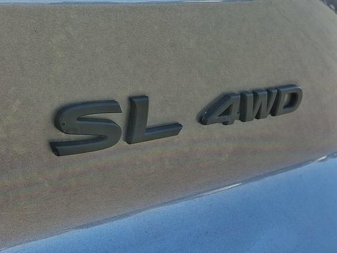 Certified 2023 Nissan Pathfinder SL w/ Black Appearance Package AWD/4WD image 31