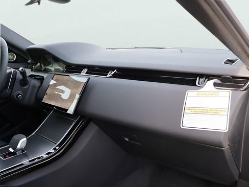 New 2026 Land Rover Range Rover Evoque S AWD/4WD image 10
