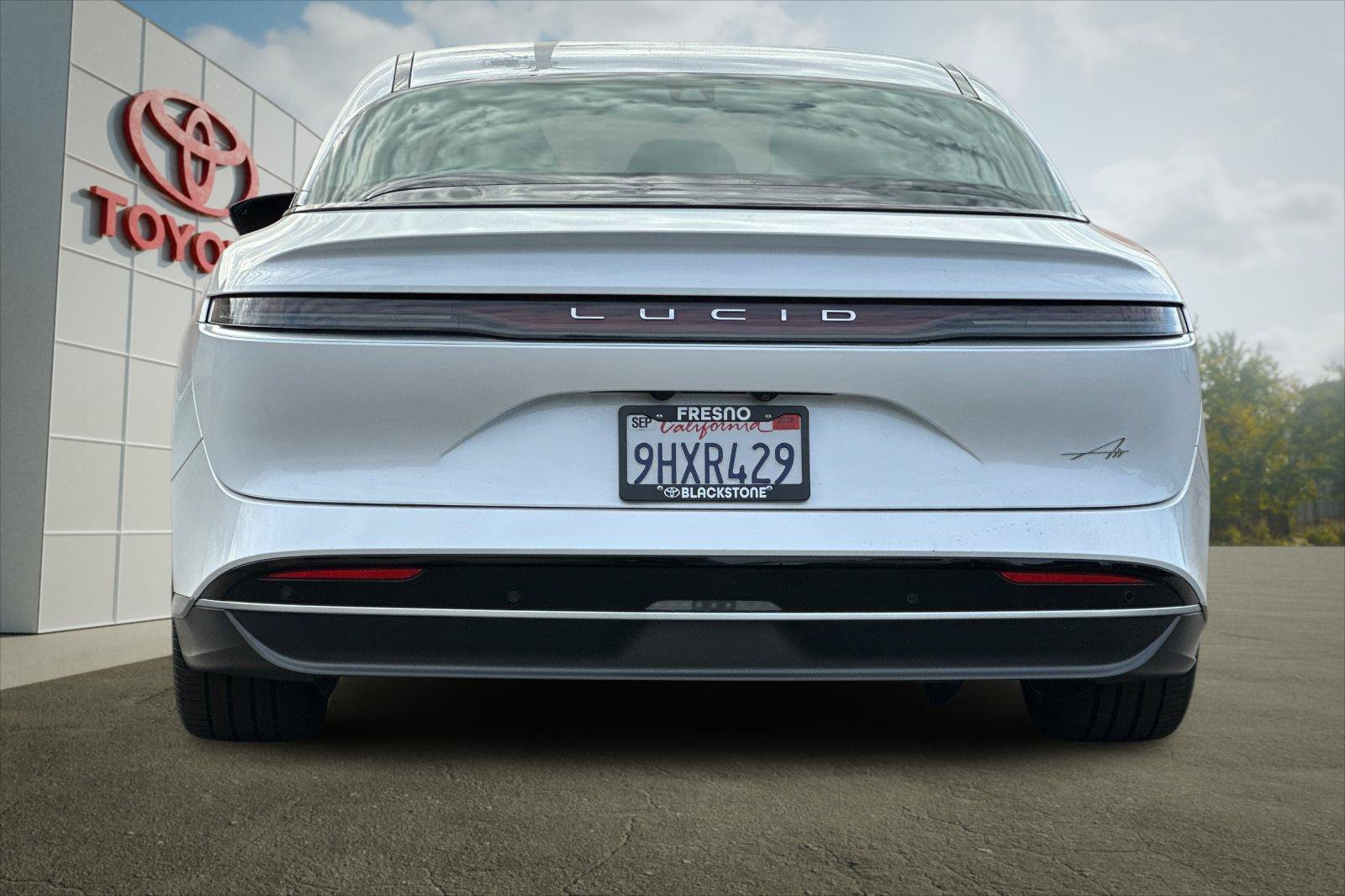 Used 2023 Lucid Air Pure AWD/4WD image 4