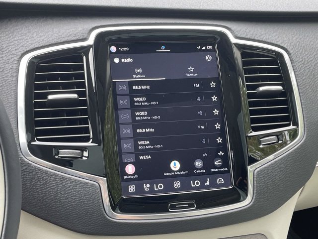 Certified 2024 Volvo XC90 B5 Plus AWD/4WD image 19