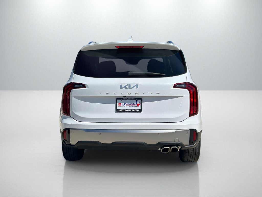 Used 2025 Kia Telluride S FWD image 6