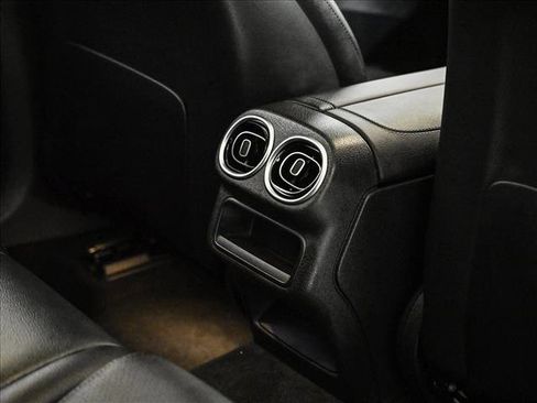 New 2026 Mercedes-Benz GLC 300 4MATIC image 19