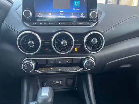 Used 2025 Nissan Sentra SV FWD image 17