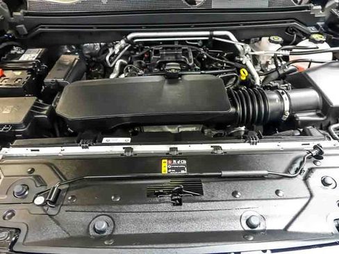 Used 2026 Chevrolet Colorado LT w/ Advanced Trailering Package AWD/4WD image 32