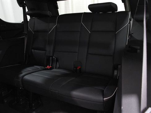 Certified 2025 Cadillac Escalade Sport w/ LPO, ONYX Package image 21