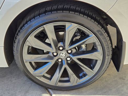 Used 2024 Toyota Corolla XSE FWD image 10