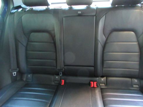 Used 2022 Volkswagen Golf R AWD/4WD image 44