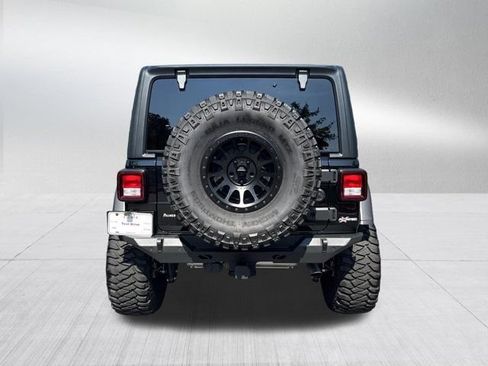 Used 2024 Jeep Wrangler Unlimited Sport AWD/4WD image 7