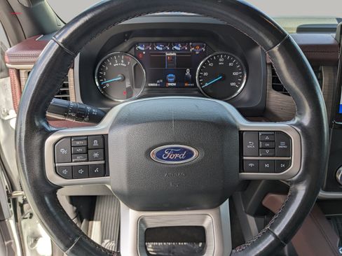 Used 2023 Ford Expedition Limited AWD/4WD image 35