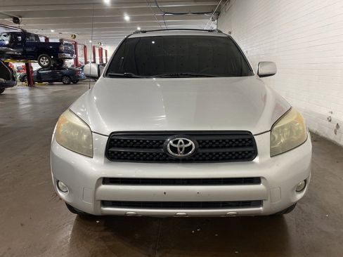 Used 2006 Toyota RAV4 Sport image 8