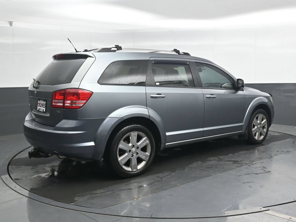 Used 2009 Dodge Journey R/T w/ Convenience Group II FWD image 3