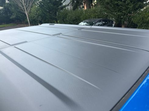 Used 2025 Ford Bronco Badlands image 28