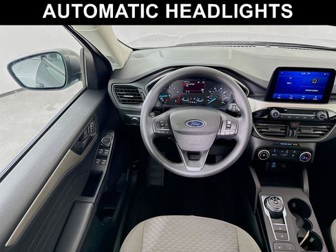Used 2022 Ford Escape SE AWD/4WD image 2