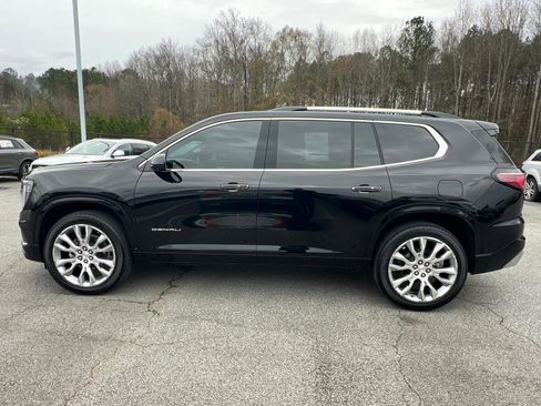 Used 2024 GMC Acadia Denali w/ Super Cruise Package image 8