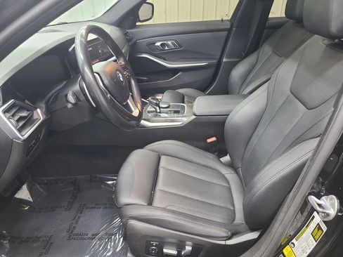 Used 2020 BMW 330i xDrive Sedan w/ Convenience Package image 23