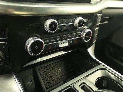 Used 2023 Ford F150 Lariat w/ Equipment Group 502A High image 18