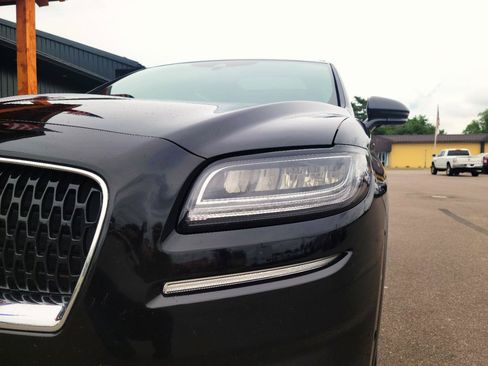 Used 2022 Lincoln Nautilus Reserve w/ Equipment Group 201A AWD/4WD image 18