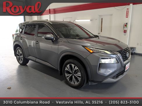 Used 2022 Nissan Rogue SV w/ SV Premium Package FWD image 5