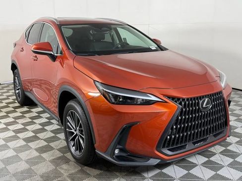 Certified 2022 Lexus NX 250 FWD w/ Premium Package image 10