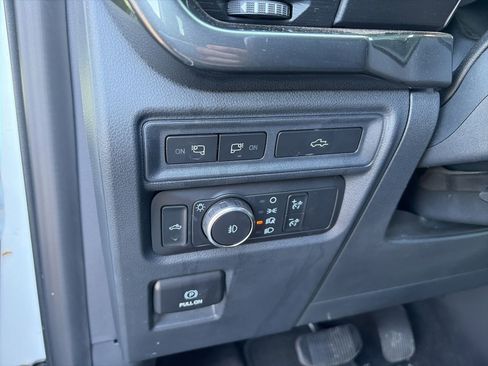 Used 2021 Ford F150 XLT w/ Equipment Group 302A High RWD image 14