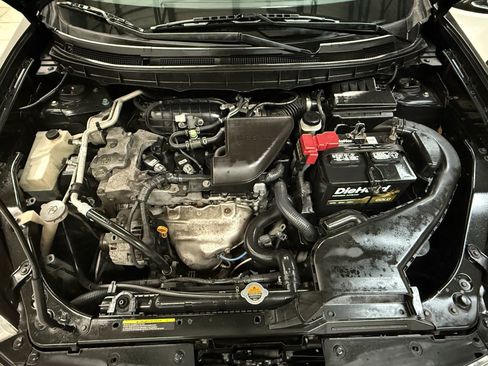 Used 2011 Nissan Rogue SV image 36