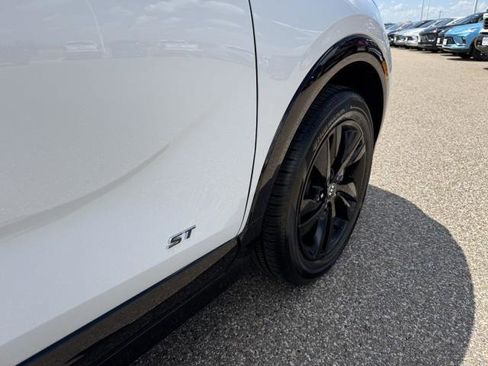 New 2026 Buick Encore GX Sport Touring image 12