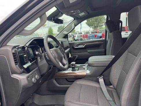 New 2026 Chevrolet Silverado 1500 RST AWD/4WD image 7