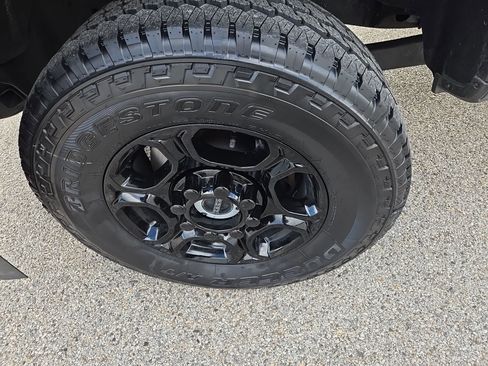 Used 2025 Ford F250 XLT w/ FX4 Off-Road Package image 17