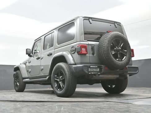 Used 2023 Jeep Wrangler Unlimited Sahara AWD/4WD image 29