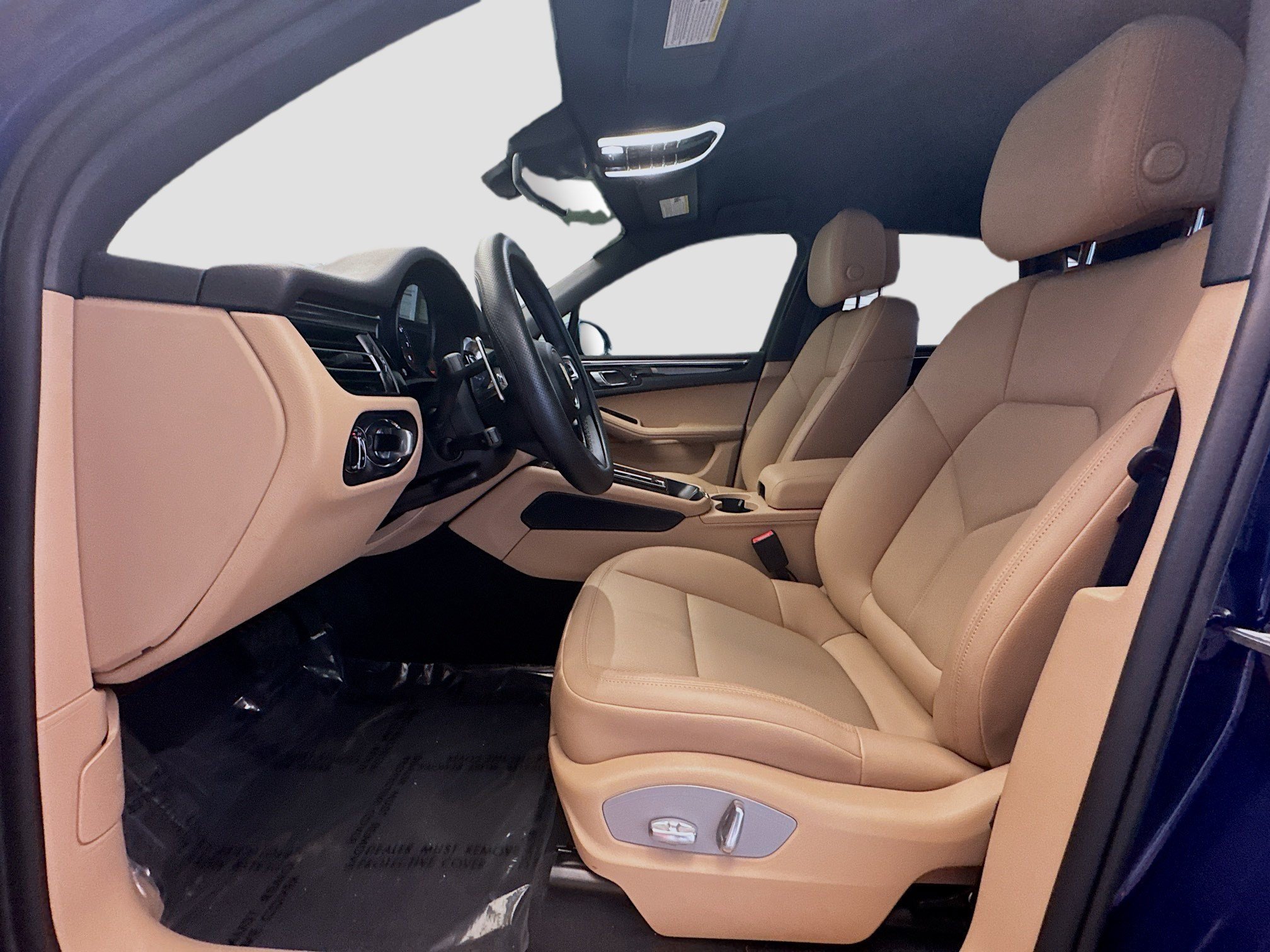 Used 2024 Porsche Macan Turbo AWD/4WD image 13