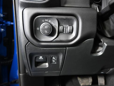 New 2026 RAM 1500 Big Horn AWD/4WD image 23