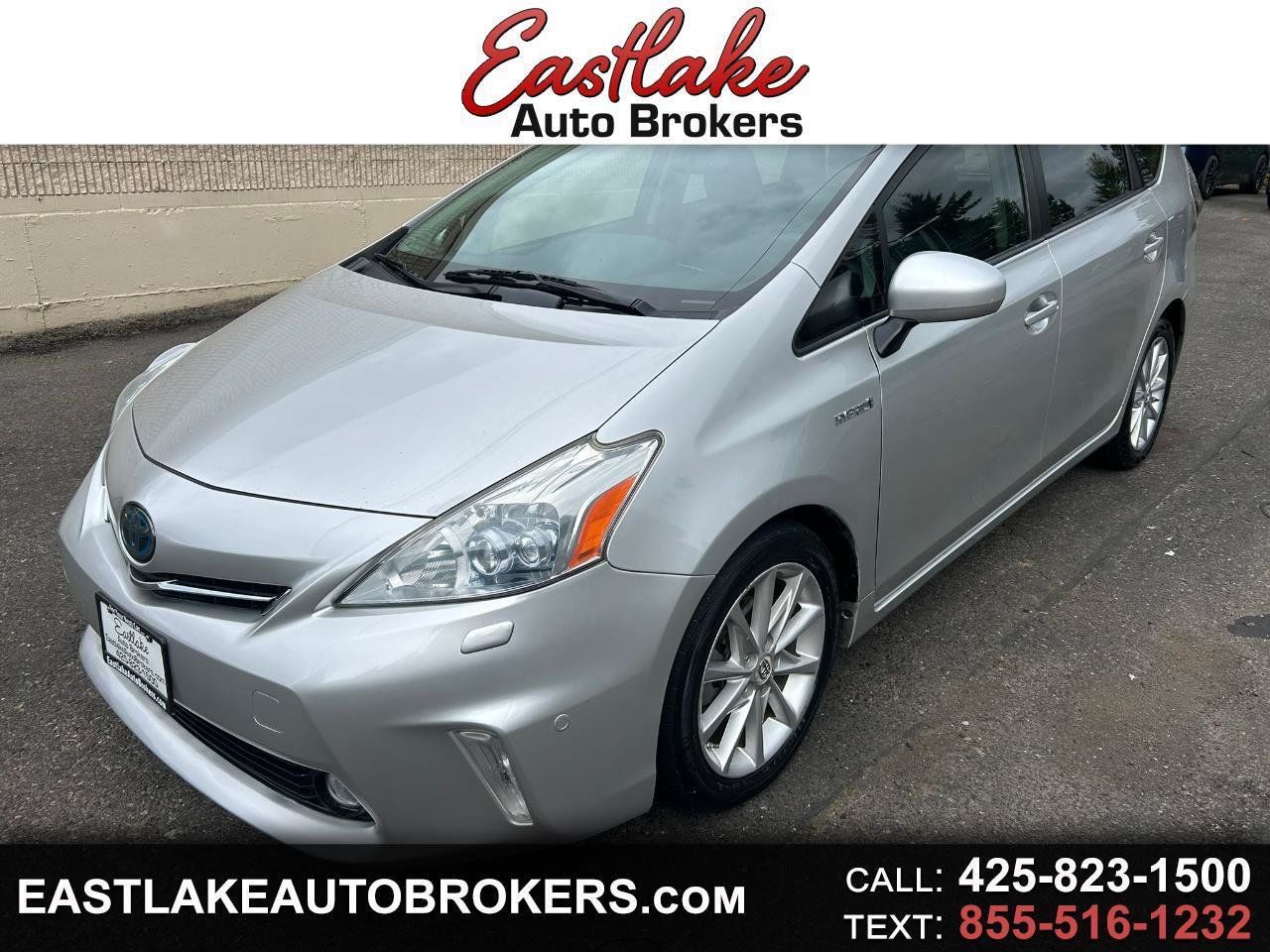 Used 2012 Toyota Prius V Five FWD image 1
