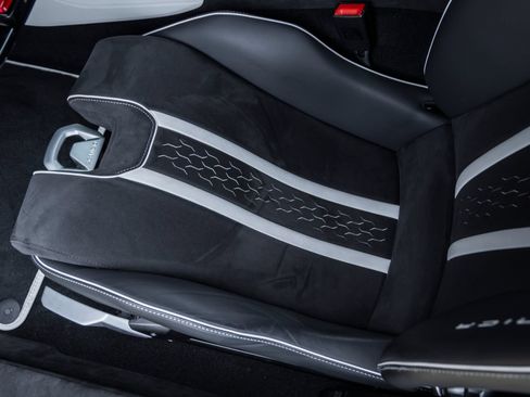 Used 2023 Lamborghini Huracan Tecnica RWD image 22