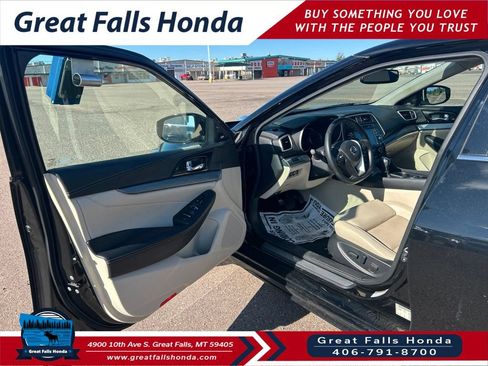 Used 2017 Nissan Maxima 3.5 SL FWD image 11