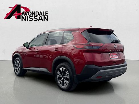 Certified 2023 Nissan Rogue SV w/ SV Premium Package FWD image 3