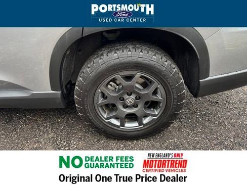 Used 2025 Honda Pilot TrailSport image 30