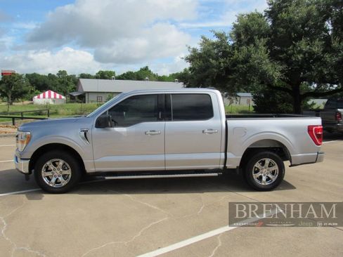 Used 2021 Ford F150 XLT w/ Equipment Group 301A Mid RWD image 2