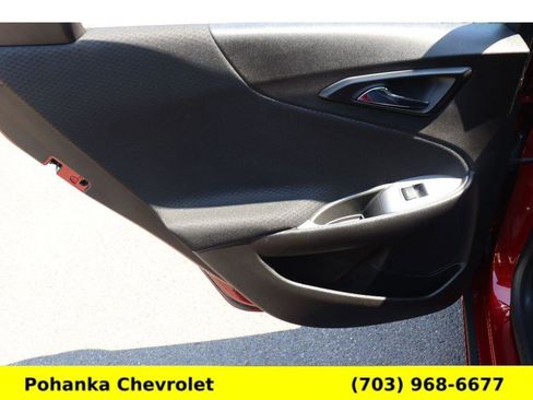 Used 2025 Chevrolet Malibu RS FWD image 26