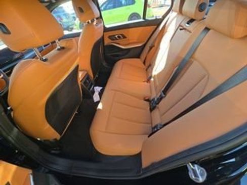 Used 2025 BMW 330i xDrive Sedan image 9