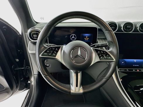 Used 2024 Mercedes-Benz GLC 300 4MATIC image 12