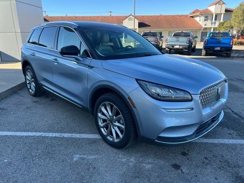 Used 2022 Lincoln Corsair FWD w/ Premium Package image 8