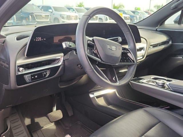 Certified 2024 Cadillac Lyriq Luxury RWD image 6