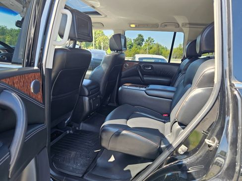 Used 2017 Nissan Armada Platinum w/ Captain Seat Package RWD image 5