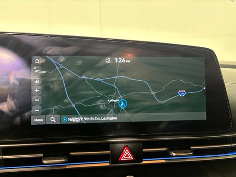 Used 2023 Hyundai Elantra Limited w/ Preferred Accessory Package FWD image 23